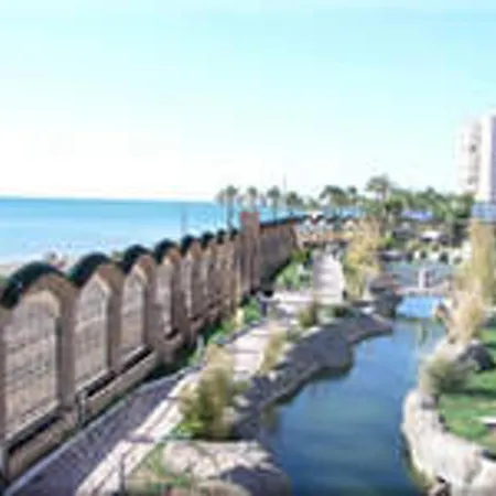 Daire Avenida Central - 6 *