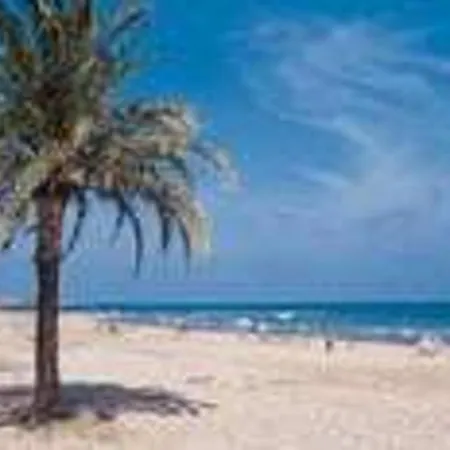 Daire Avenida Central - 6 *